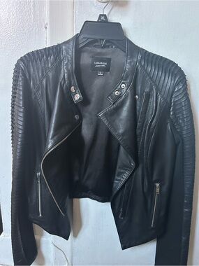 Lamarque Black Textured-Shoulder Leather Moto Jacket